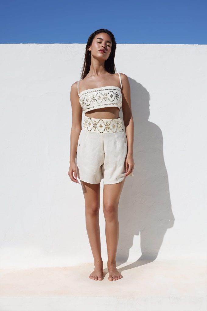 SET EMBROIDERED  IN GOLD THREAD – Image 2