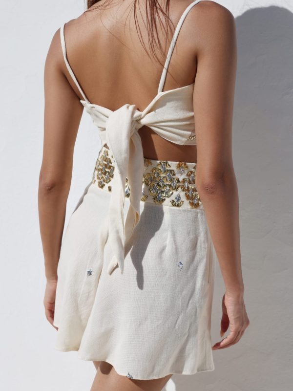 SET EMBROIDERED IN GOLD THREAD