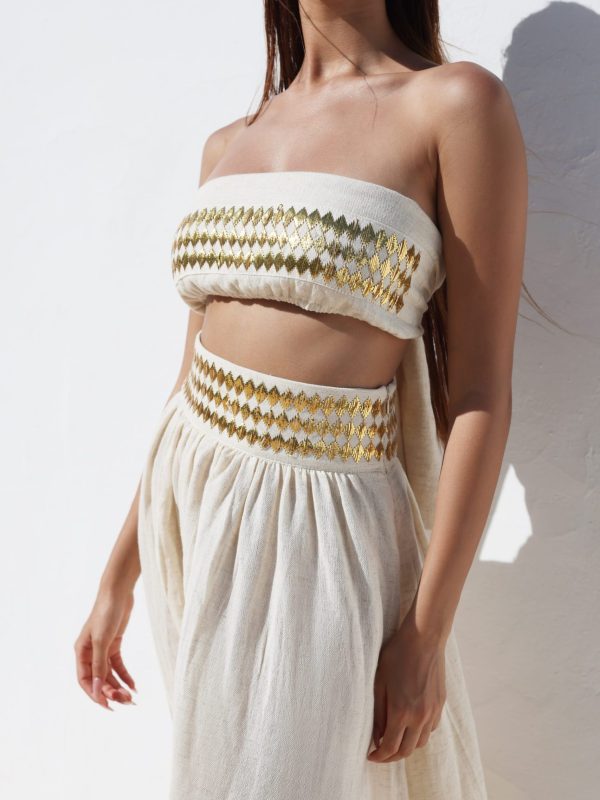 SET EMBROIDERED  IN GOLD THREAD