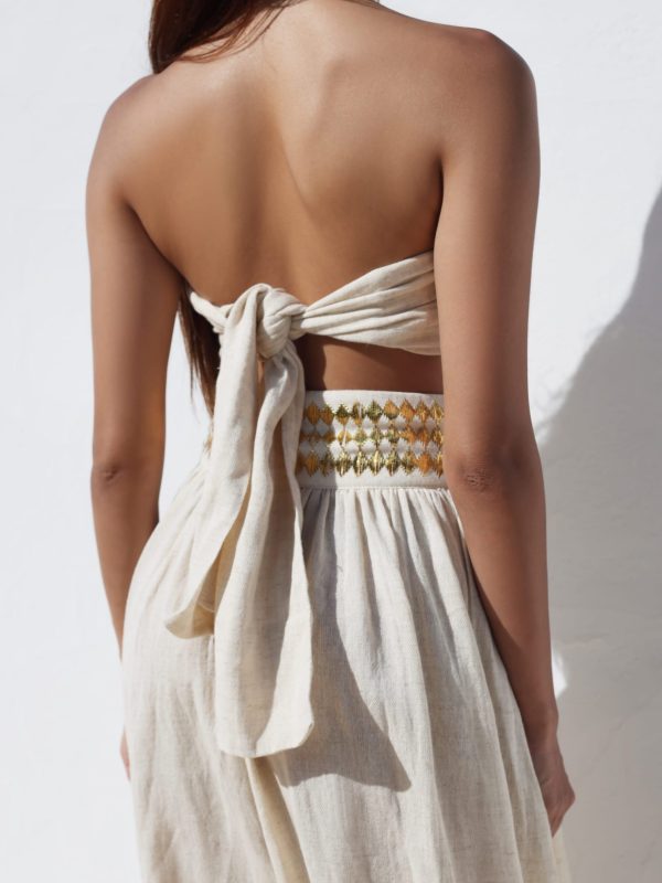 SET EMBROIDERED IN GOLD THREAD