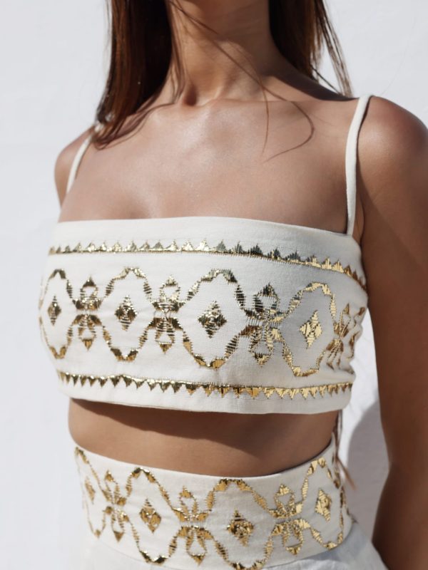 SET EMBROIDERED  IN GOLD THREAD
